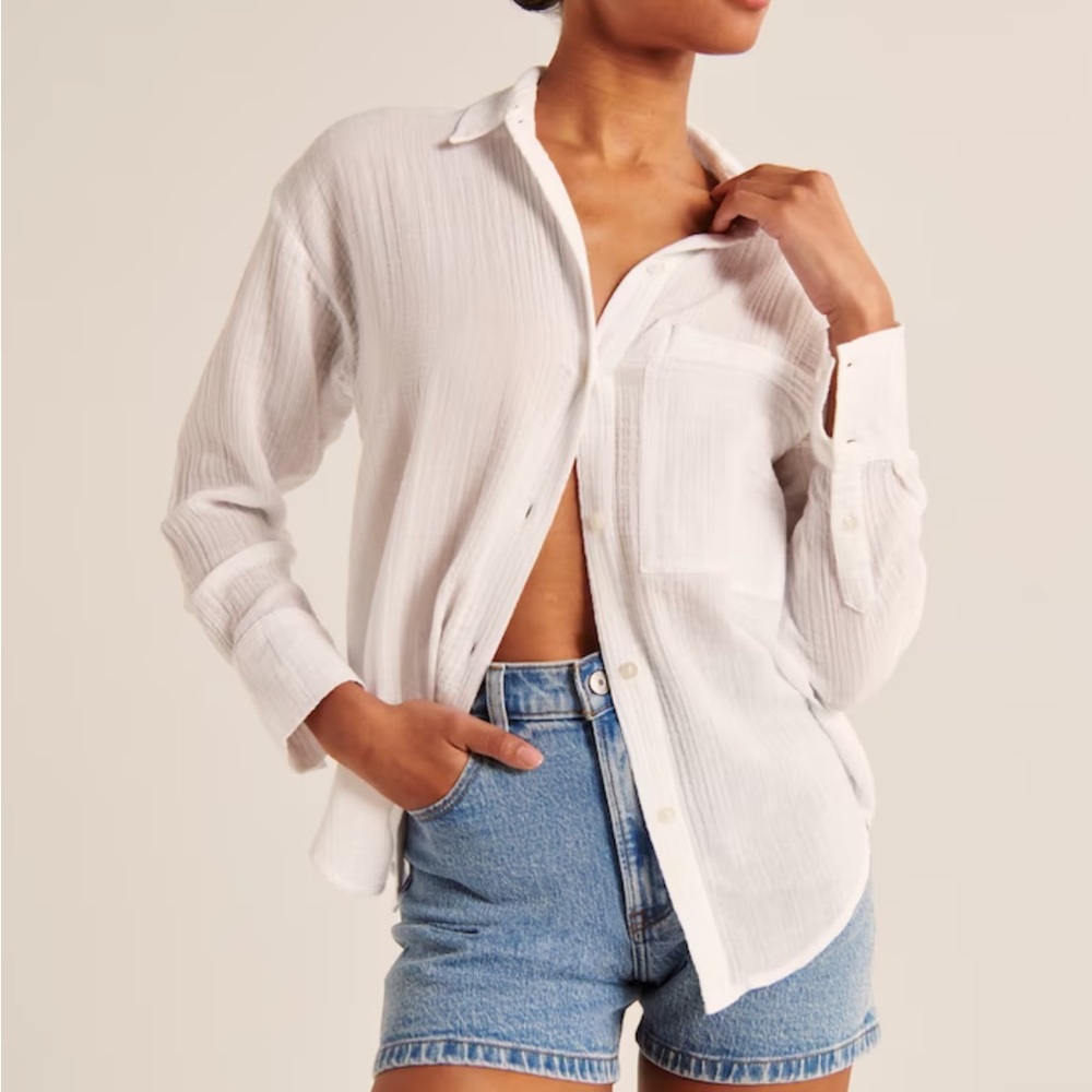 AEO Beachy Boyfriend Fit Gauze Button Shirt